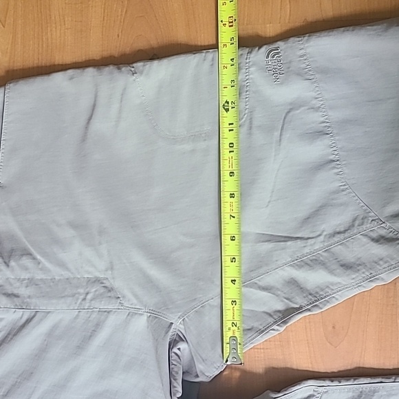The North Face Nylon Cargo Hiking Pants - Picture 11 of 16